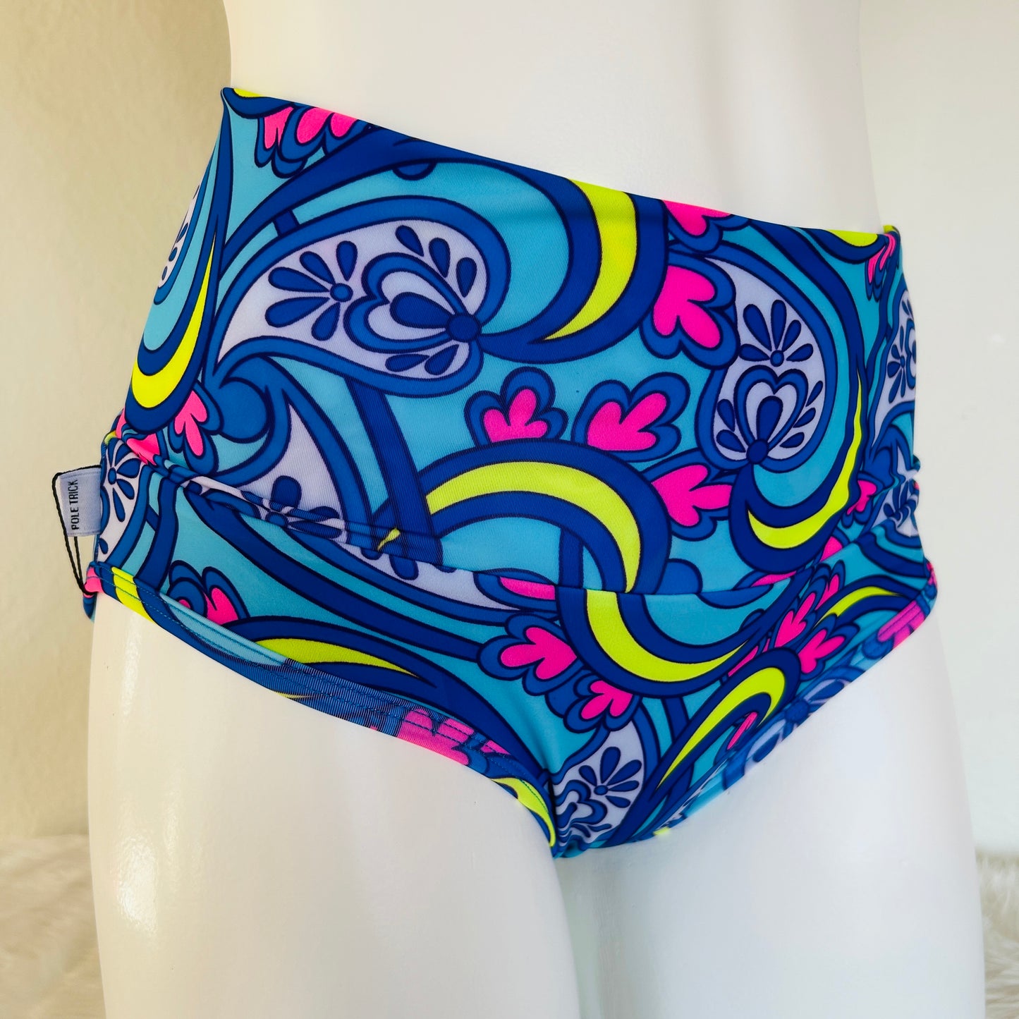 Nyx High Waist Shorts - Midnight