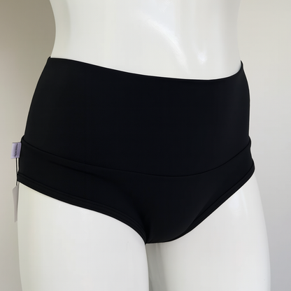 Nyx High Waist Shorts - Black