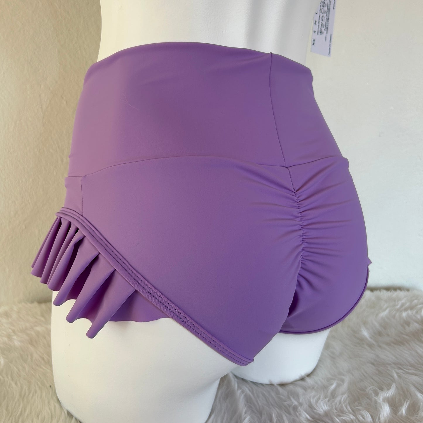 Liria Shorts – Passion Violet