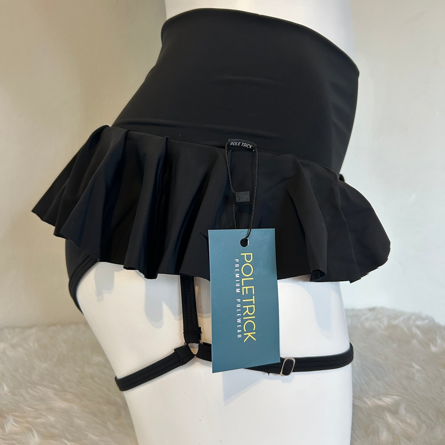 Nyx Flare Skirted Shorts - Black